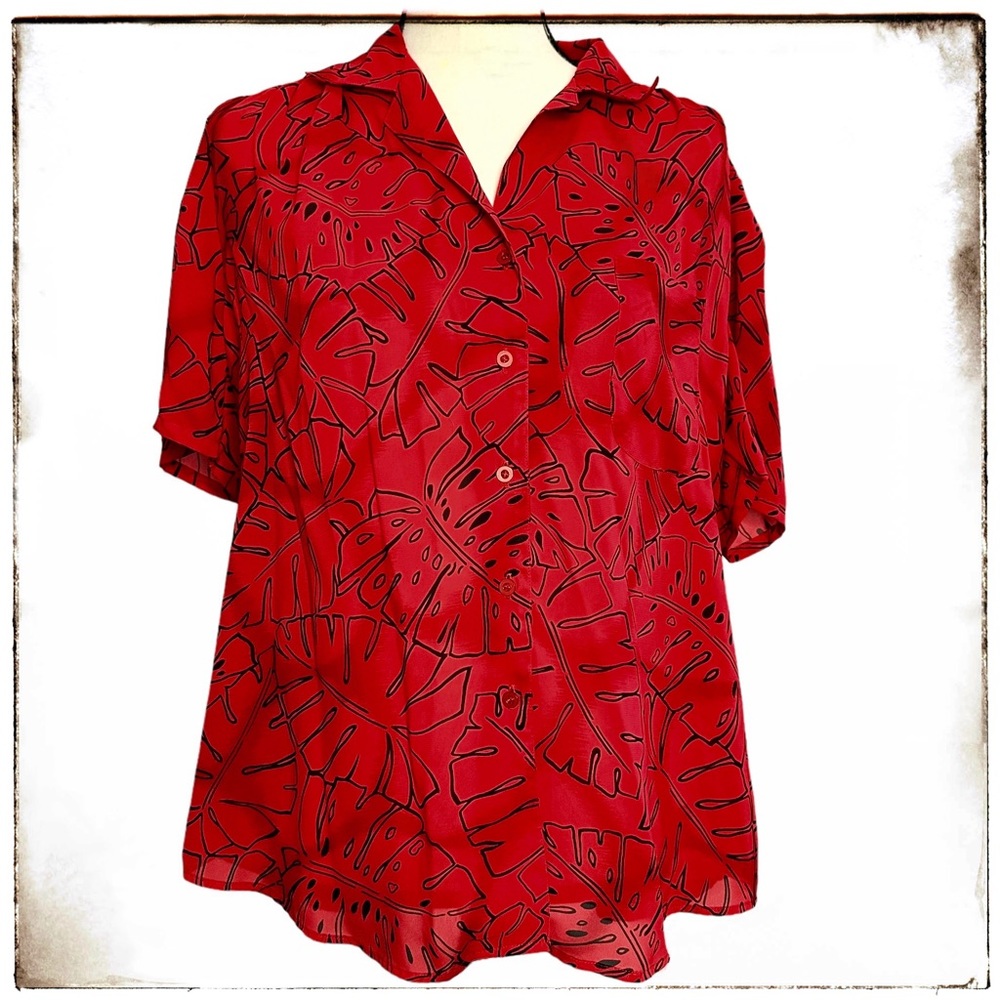 Shapely Blouse 16 Leaves Red Vintage Button Down